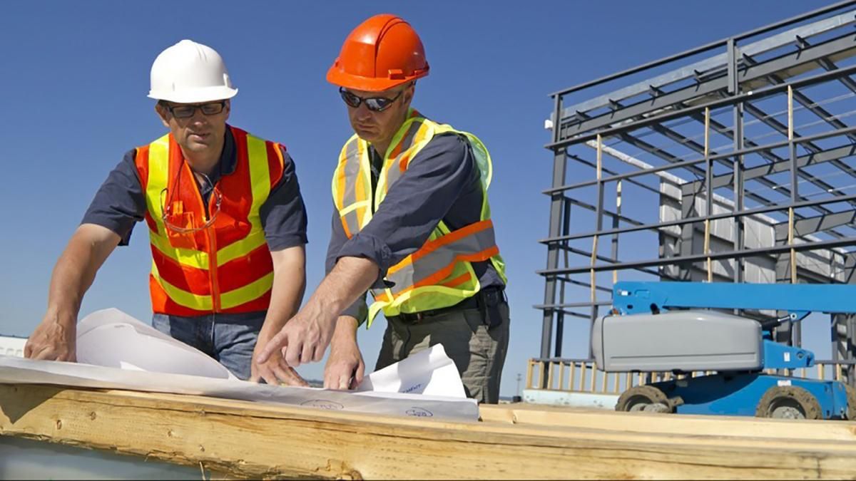 Скільки українців виїхали на заробітки до Польщі: невтішна статистика Скільки українців виїхали на заробітки до Польщі: невтішна статистика
