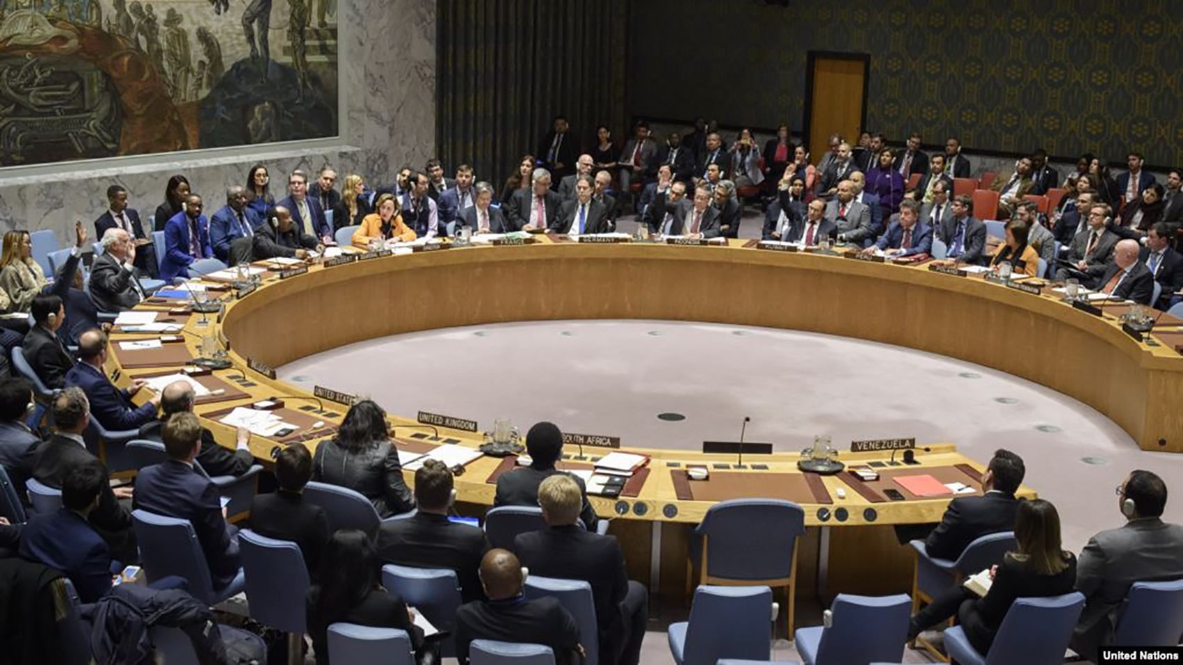 Росія хоче скликати Радбез ООН через ухвалення в Україні закону про мову Росія хоче скликати Радбез ООН через ухвалення в Україні закону про мову