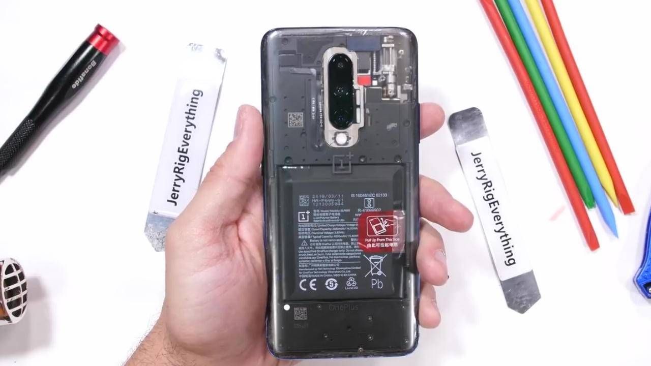 Виглядає ефектно: блогер створив ексклюзивний дизайн смартфона OnePlus 7 Pro Виглядає ефектно: блогер створив ексклюзивний дизайн смартфона OnePlus 7 Pro