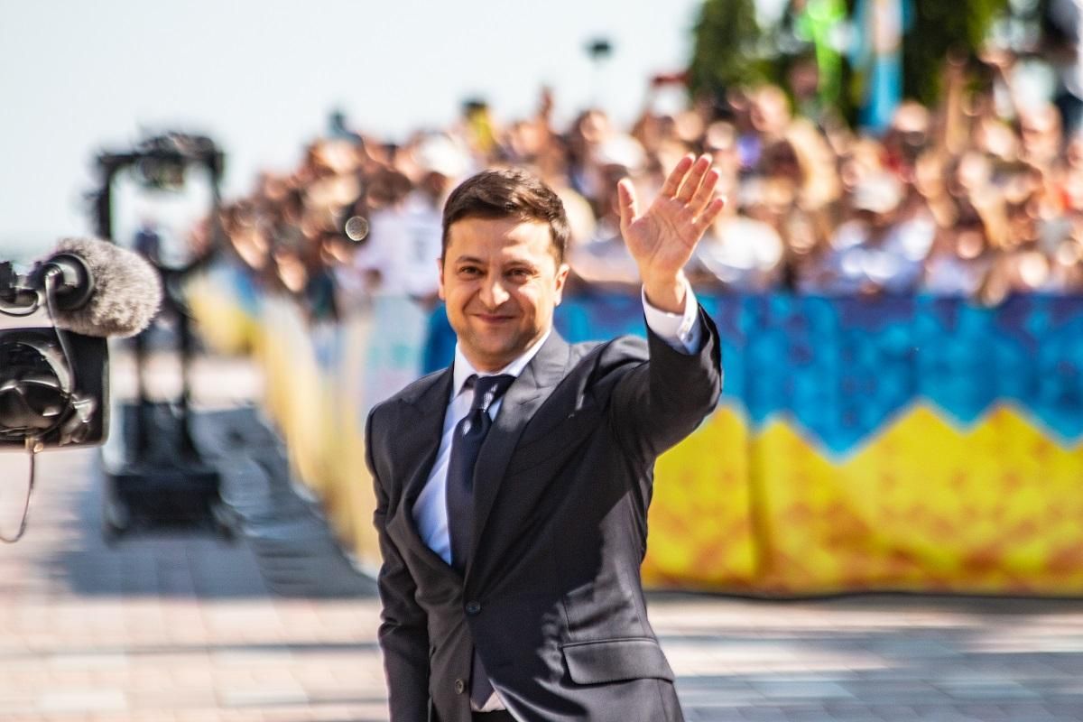 В Зеленського є вагомий аргумент для відставки уряду, – політолог В Зеленського є вагомий аргумент для відставки уряду, – політолог