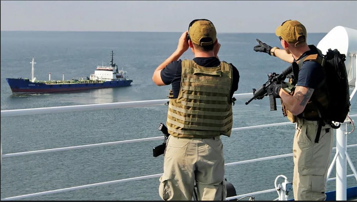 З арештованого в Єгипті судна Sea Shark відпустили частину українських моряків, – ЗМІ