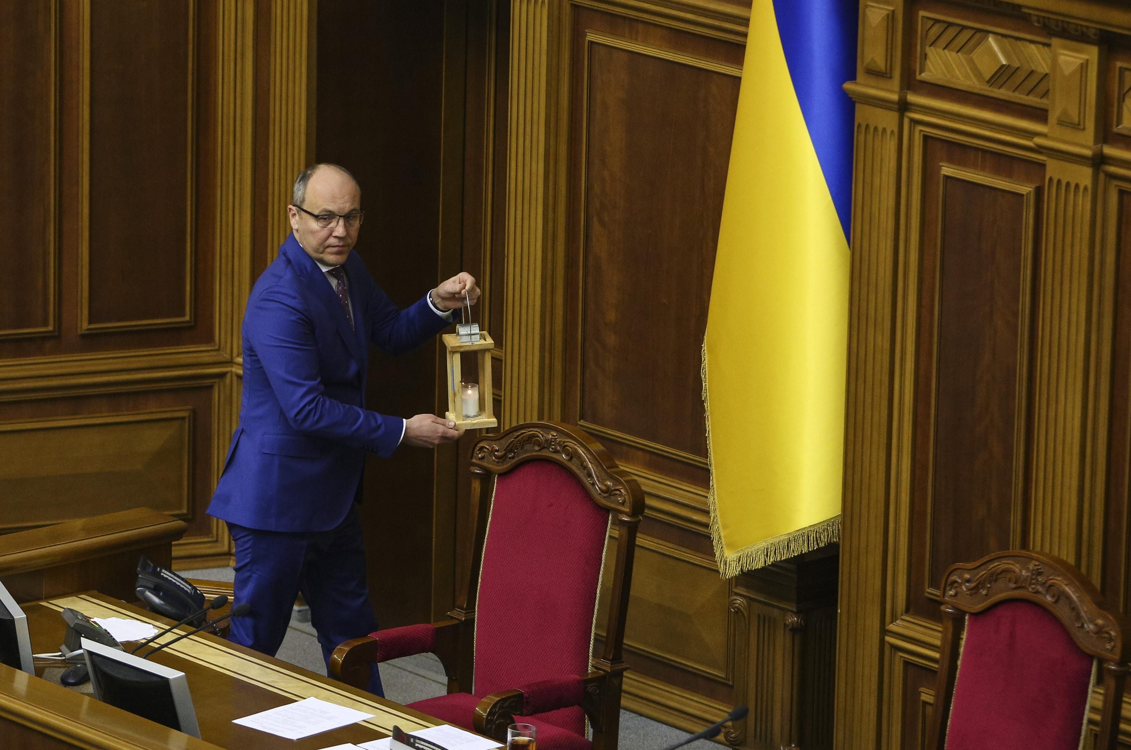 Спасет ли нардепов обжалование в суде решения о роспуске Рады: объяснение эксперта Спасет ли нардепов обжалование в суде решения о роспуске Рады: объяснение эксперта