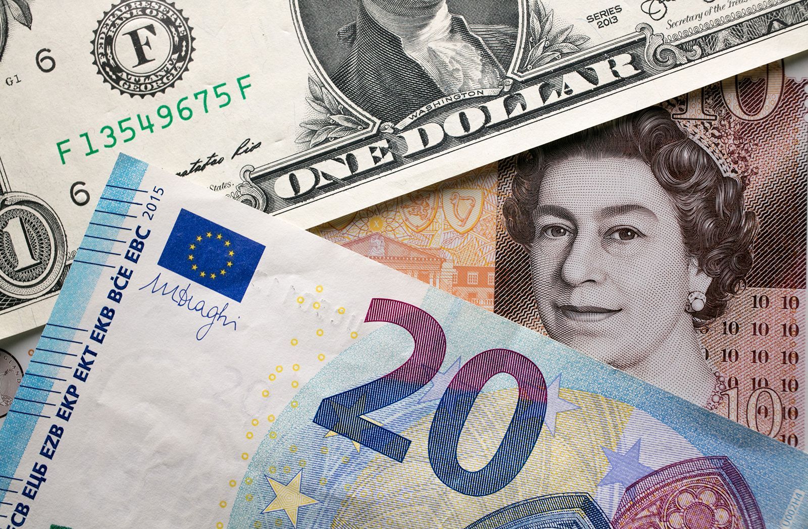 Наличный курс валют на 23.05.2019 - курс доллара и евро