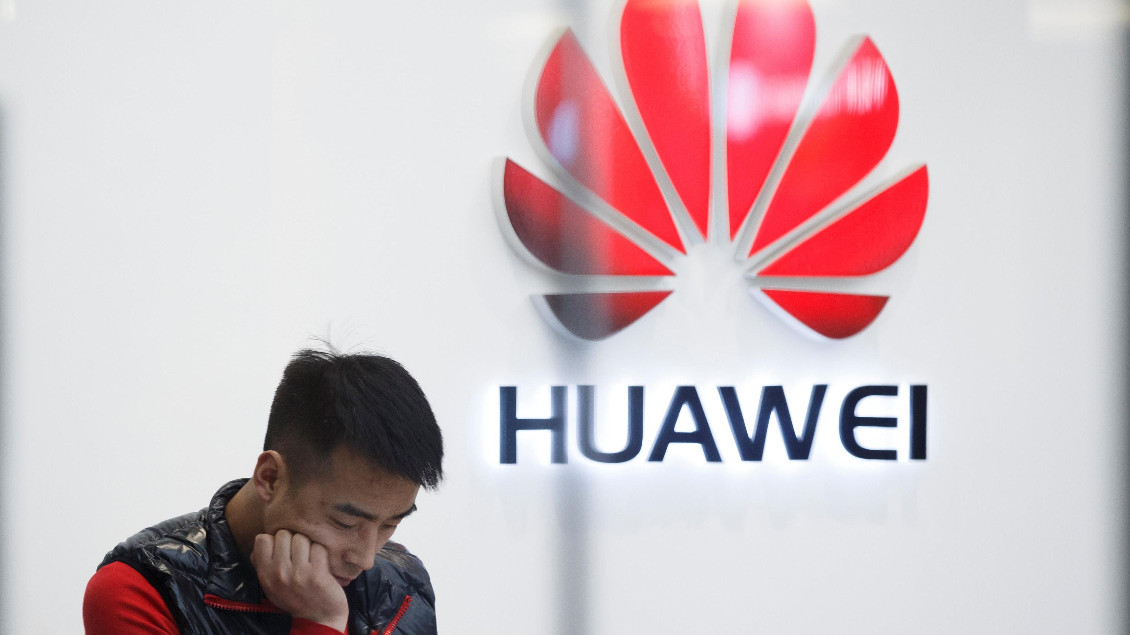 Операційна  система від Huawei: з'явились нові деталі 