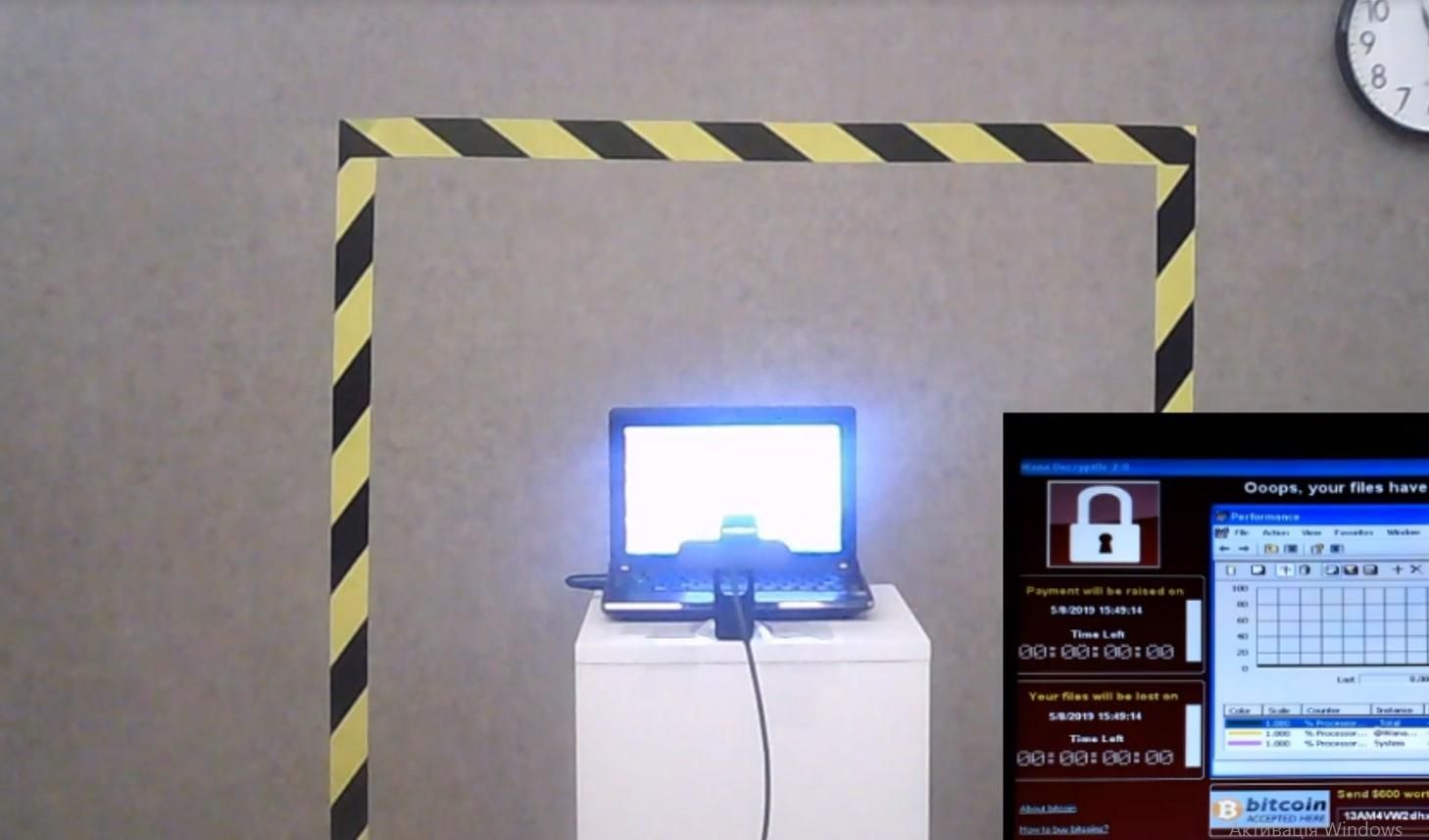 Ноутбук с опаснейшими в мире вирусами продают в сети Ноутбук с опаснейшими в мире вирусами продают в сети