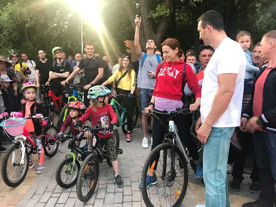 Відкриття мосту в Києві Відкриття мосту в Києві