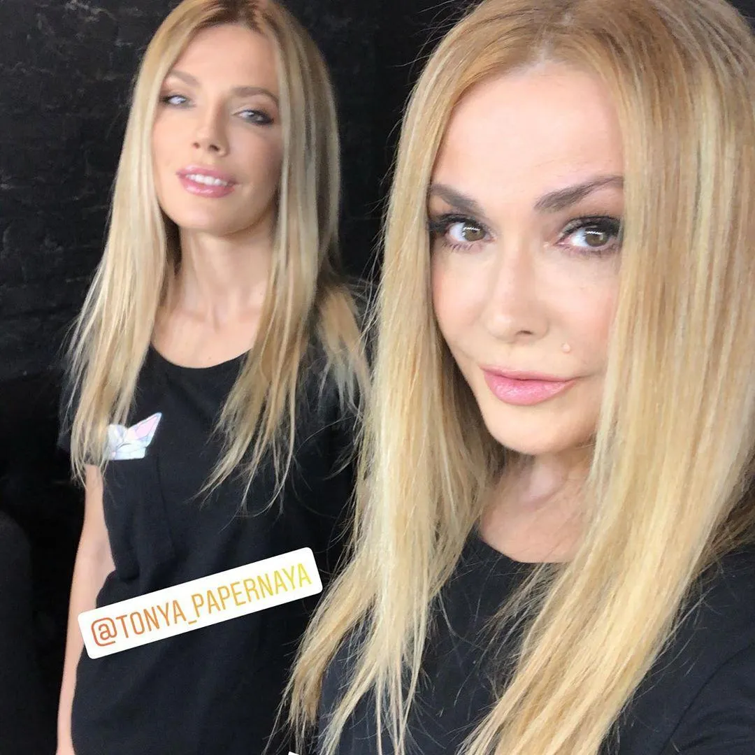 Ольга Сумська і її дочка Антоніна Паперна Ольга Сумська і її дочка Антоніна Паперна