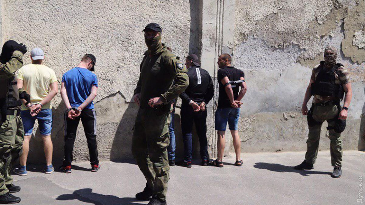 Бунт в колонії Одеси влаштували за вказівкою "злодіїв в законі", – Аброськін Бунт в колонії Одеси влаштували за вказівкою "злодіїв в законі", – Аброськін