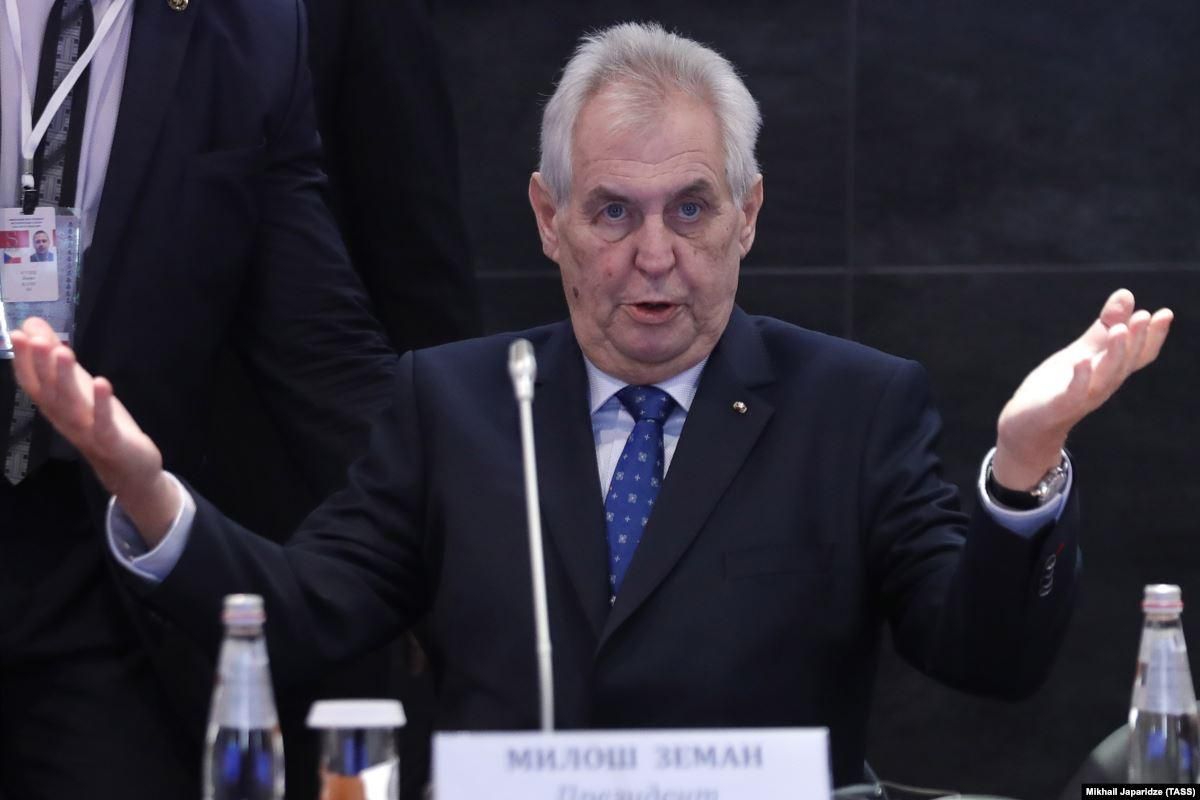 Президент Чехії заступився за "Північний потік-2" та натякнув, щоб інші не втручались Президент Чехії заступився за "Північний потік-2" та натякнув, щоб інші не втручались