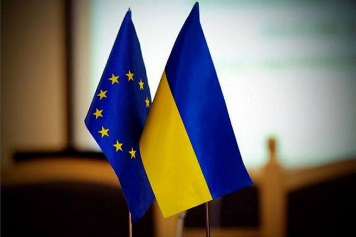 Брюссель готовий продовжити надавати Україні макрофінансову допомогу