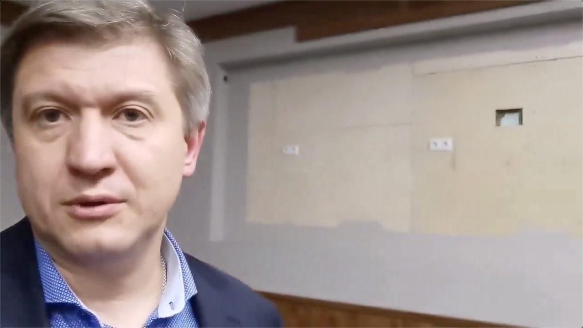 Зникнення серверів з ситуаційної кімнати в АП: як там усе працювало Зникнення серверів з ситуаційної кімнати в АП: як там усе працювало