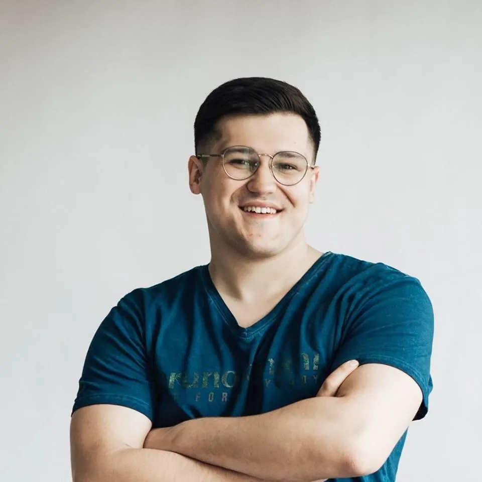 Євген Ніколаєв Євген Ніколаєв