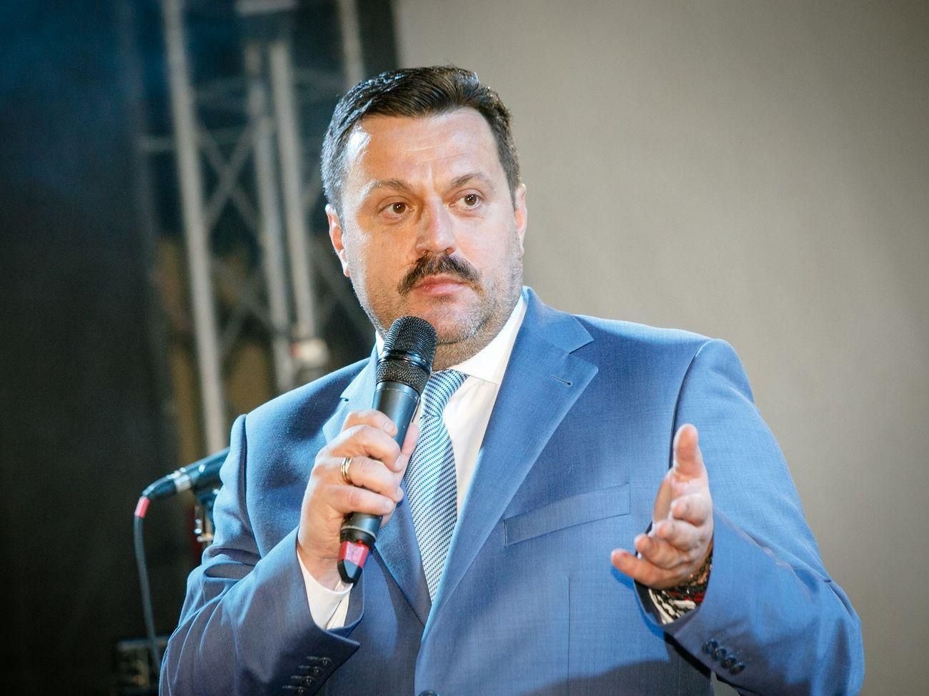 Оточення нардепа Деркача безкоштовно отримало 42 гектара заповідної землі: деталі Оточення нардепа Деркача безкоштовно отримало 42 гектара заповідної землі: деталі