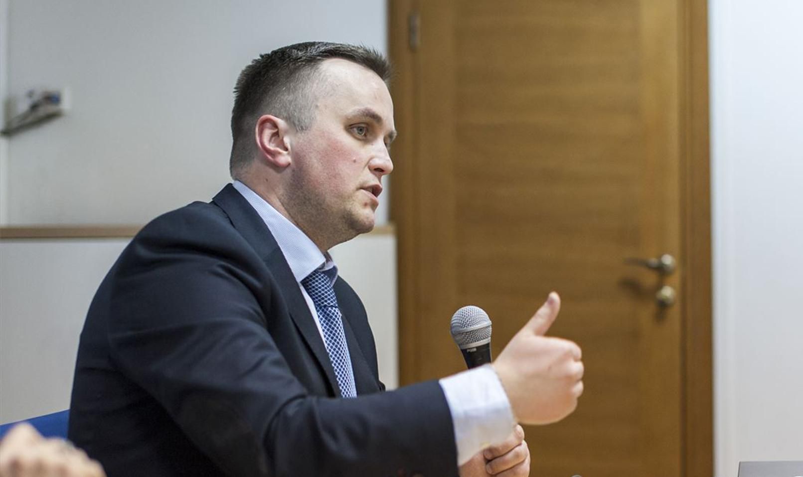 Холодницький знищує десятки скандальних справ, – Шабунін Холодницький знищує десятки скандальних справ, – Шабунін