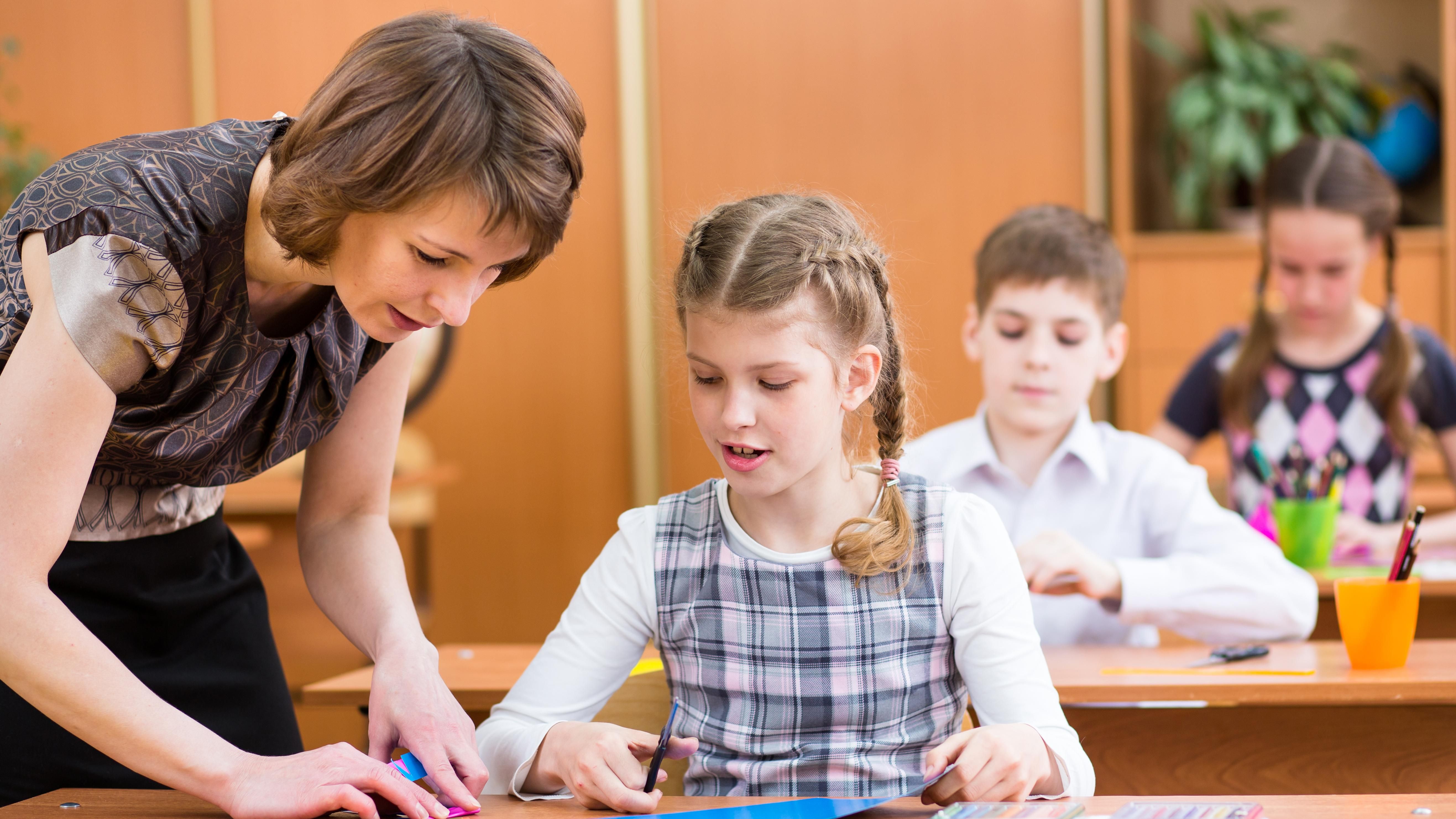 ВР поддержала проект закона об общем среднем образовании ВР поддержала проект закона об общем среднем образовании