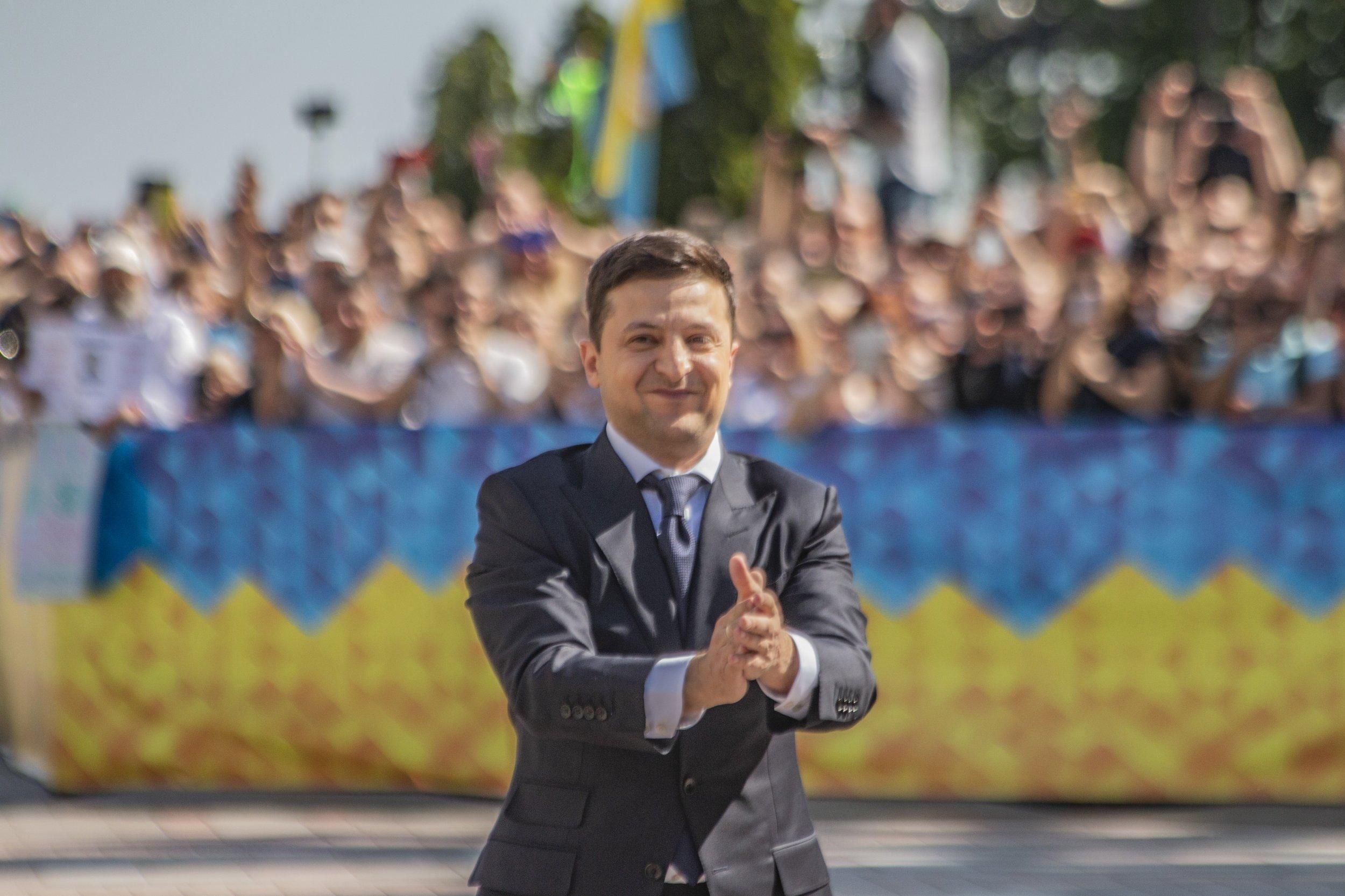 На AliExpress продают Зеленского на футболках, чашках и чехлах – фото На AliExpress продают Зеленского на футболках, чашках и чехлах – фото