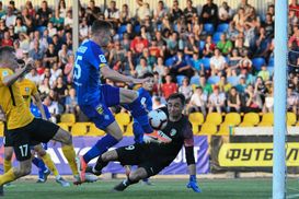 "Динамо" в меньшинстве победило "Александрию" благодаря дублю Цыганкова: видео