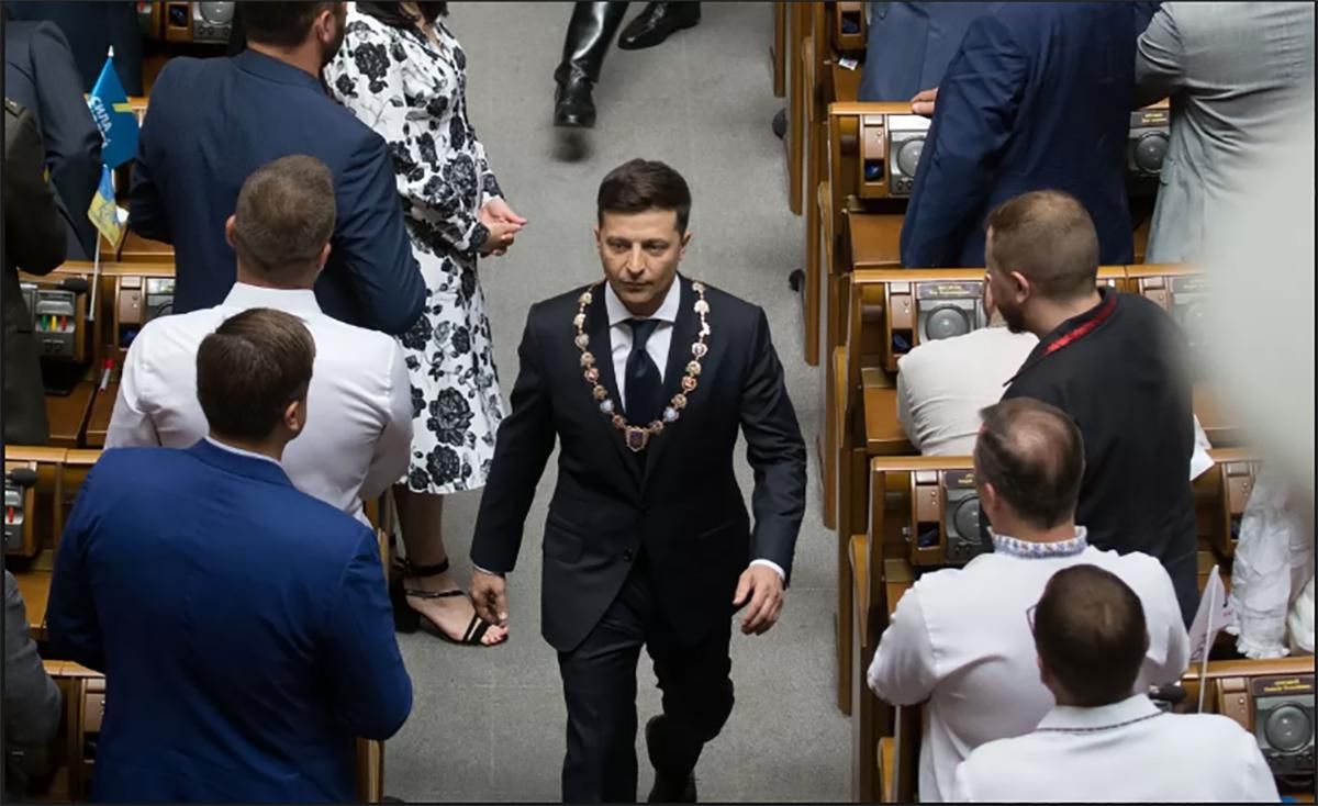 Цензура, ложь и пикантные детали: нардепы прокомментировали стенограмму встречи с Зеленским Цензура, ложь и пикантные детали: нардепы прокомментировали стенограмму встречи с Зеленским