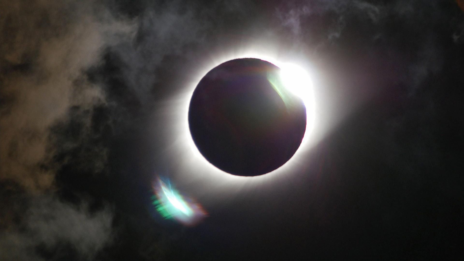 В мережу виклали відео із затемненням, що відбулось у 1900 році