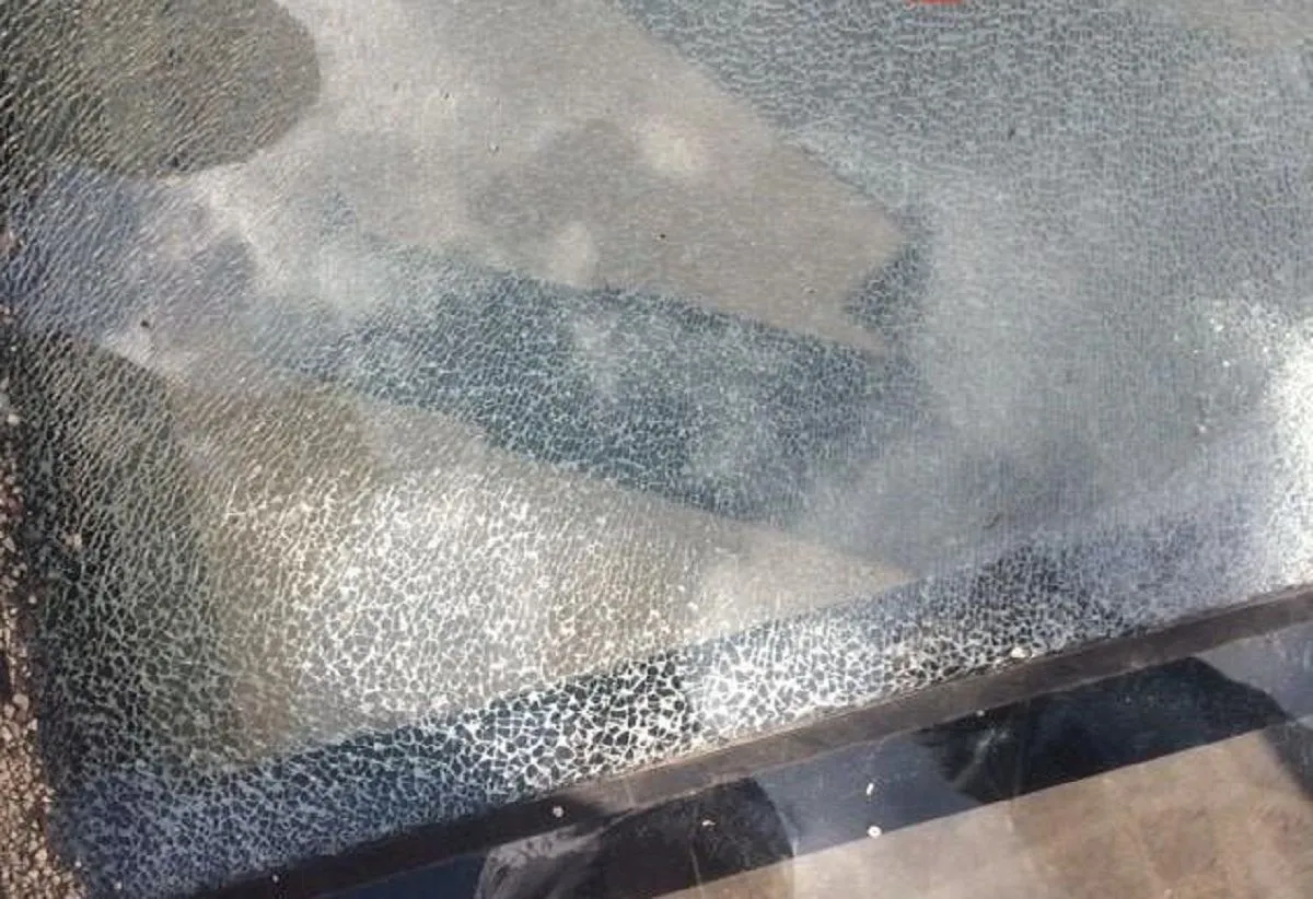 Тріщина на мості Кличка Тріщина на мості Кличка