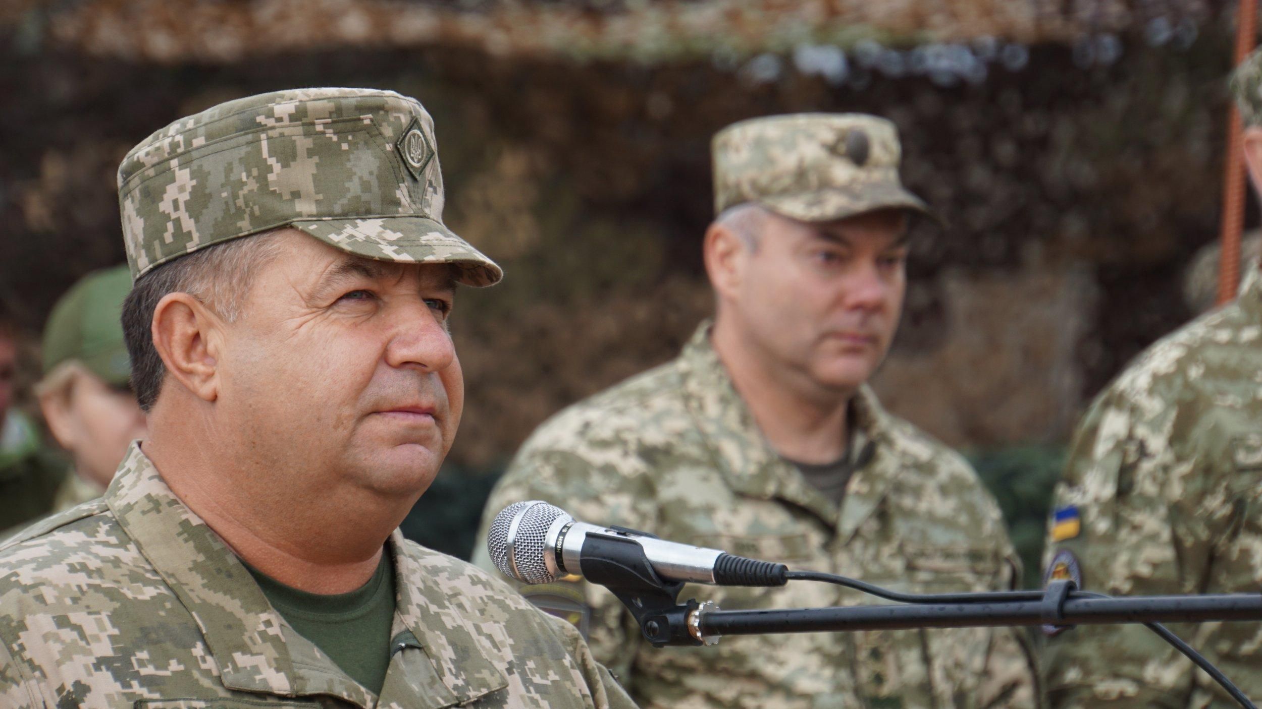 Военнослужащим, которые готовятся к ООС, пообещали премию: известная сумма