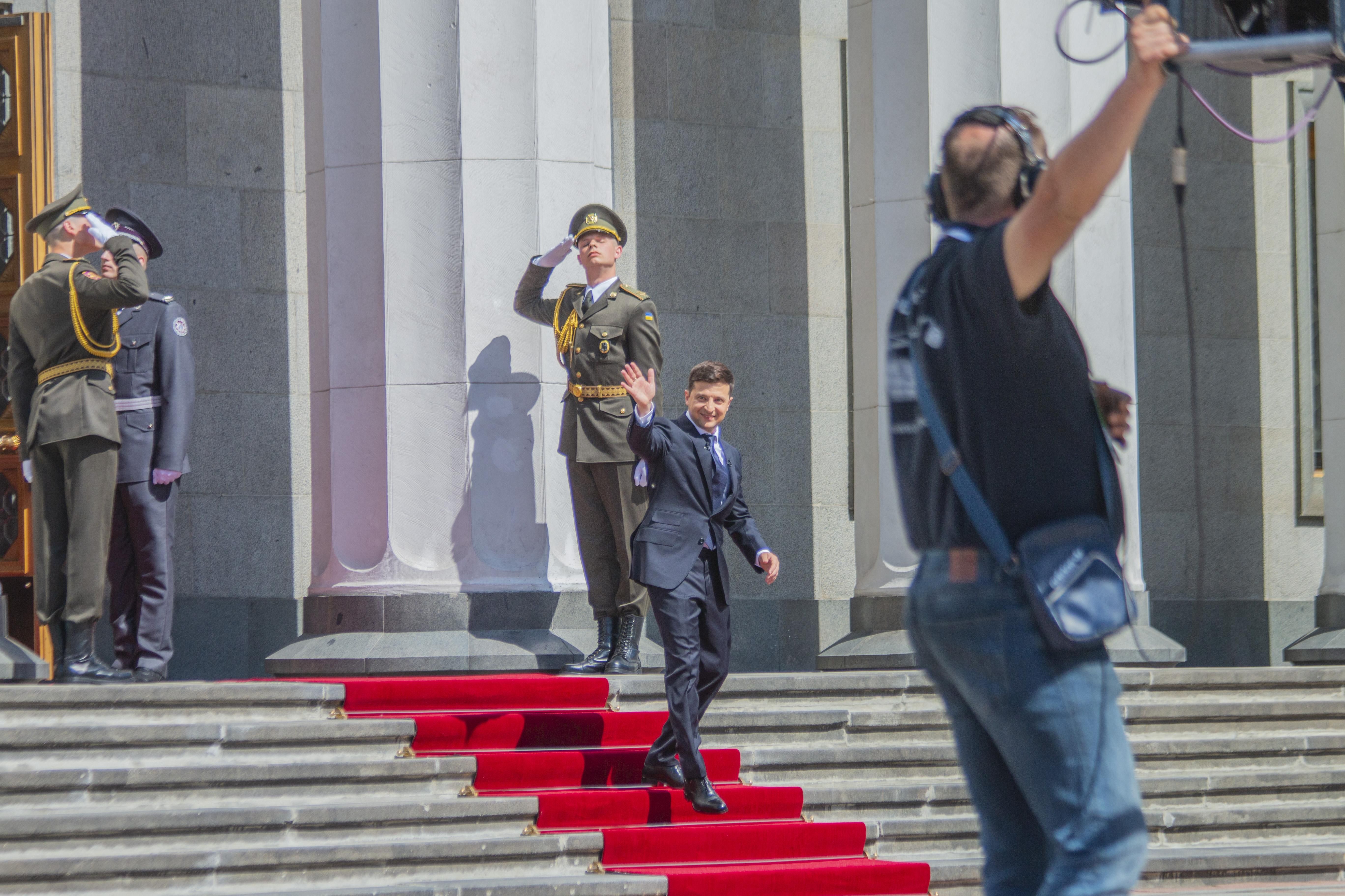 Интервью с главой штаба "Слуги народа" о Коломойском, финансировании и новых назначениях Интервью с главой штаба "Слуги народа" о Коломойском, финансировании и новых назначениях