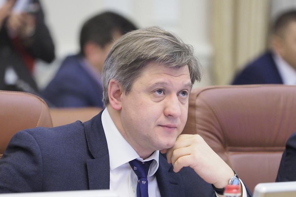 Гучна заява Данилюка про ситуаційну кімнату: як винесли сервери із секретною інформацією - 2 июня 2019 - Телеканал новостей 24 Гучна заява Данилюка про ситуаційну кімнату: як винесли сервери із секретною інформацією - 2 июня 2019 - Телеканал новостей 24