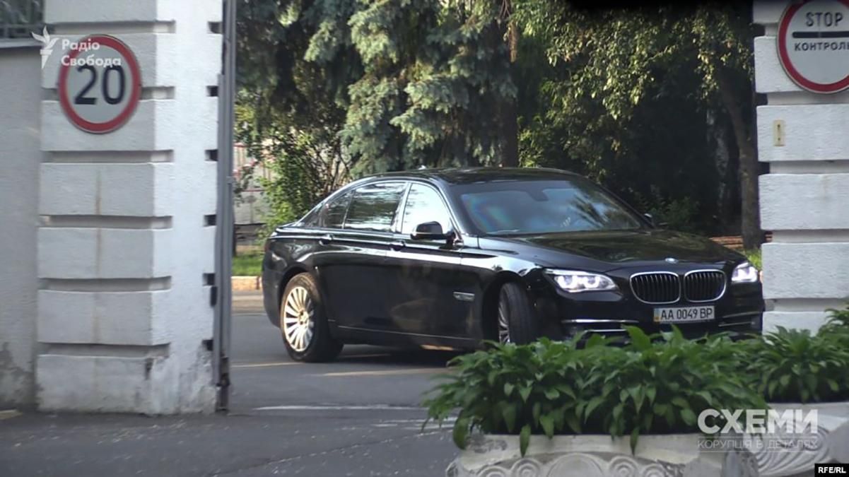 Олигарх Пинчук тайно посещал Администрацию Президента: детали и фото Олигарх Пинчук тайно посещал Администрацию Президента: детали и фото