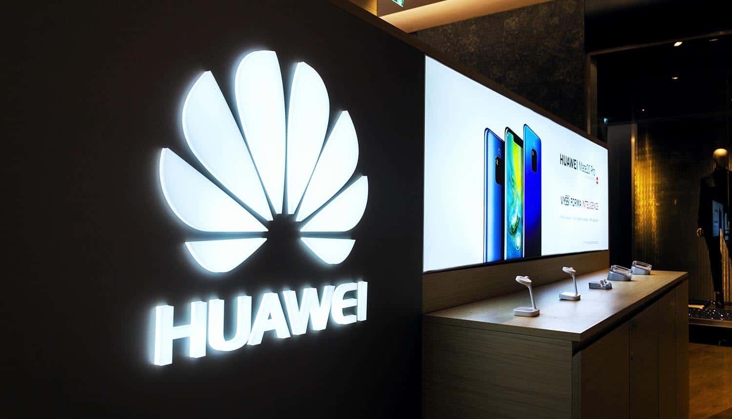 Huawei скорочує виробництво смартфонів: в компанії прокоментували чутки 