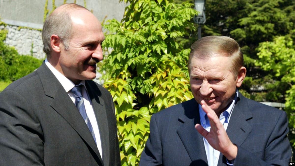 Лукашенко тепло зустрів Кучму в Мінську Лукашенко тепло зустрів Кучму в Мінську