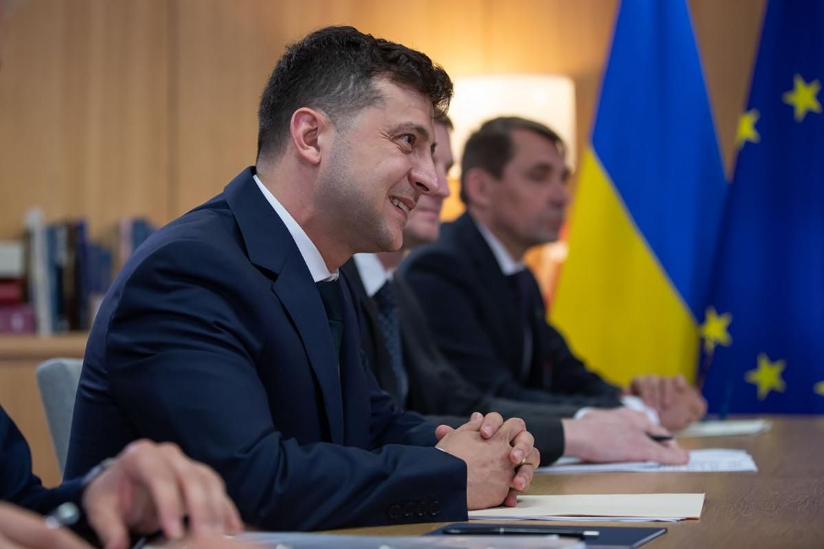 Зеленский в Брюсселе - видео, фото, выступление и все встречи президента Украины Зеленский в Брюсселе - видео, фото, выступление и все встречи президента Украины