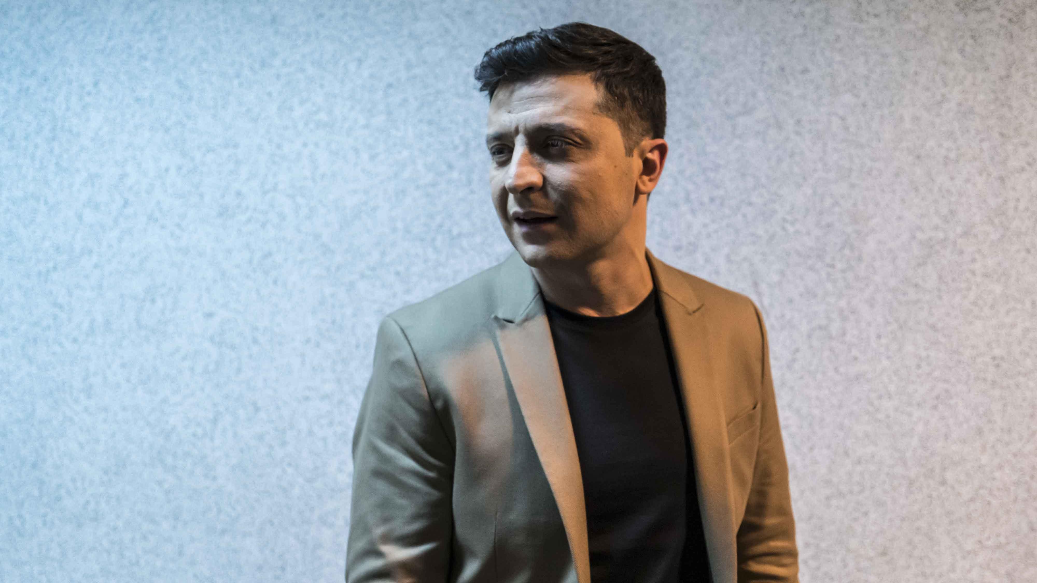 Зеленский просил США предоставить новые системы вооружения Зеленский просил США предоставить новые системы вооружения