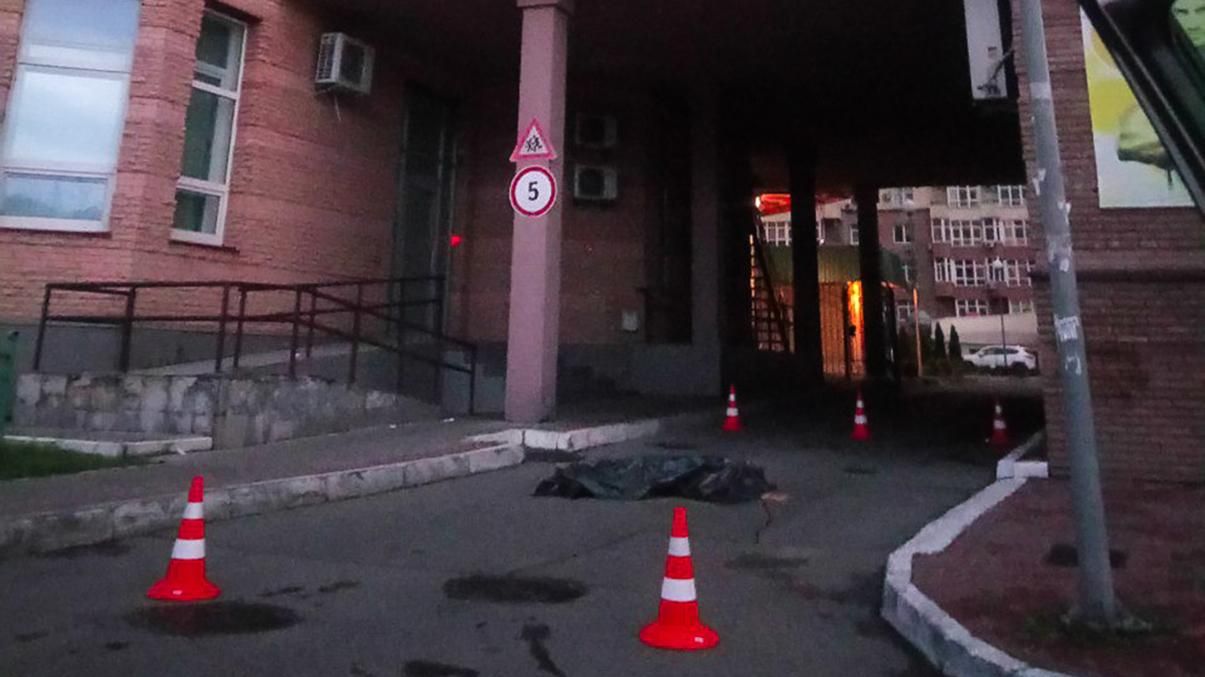 Записала прощальное видео и выпрыгнула с 14 этажа в Киеве: фото
