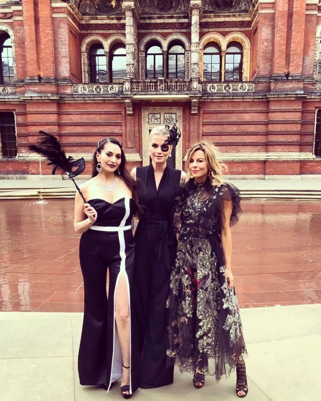 Кітті Спенсер на балу в Лондоні Кітті Спенсер на балу в Лондоні