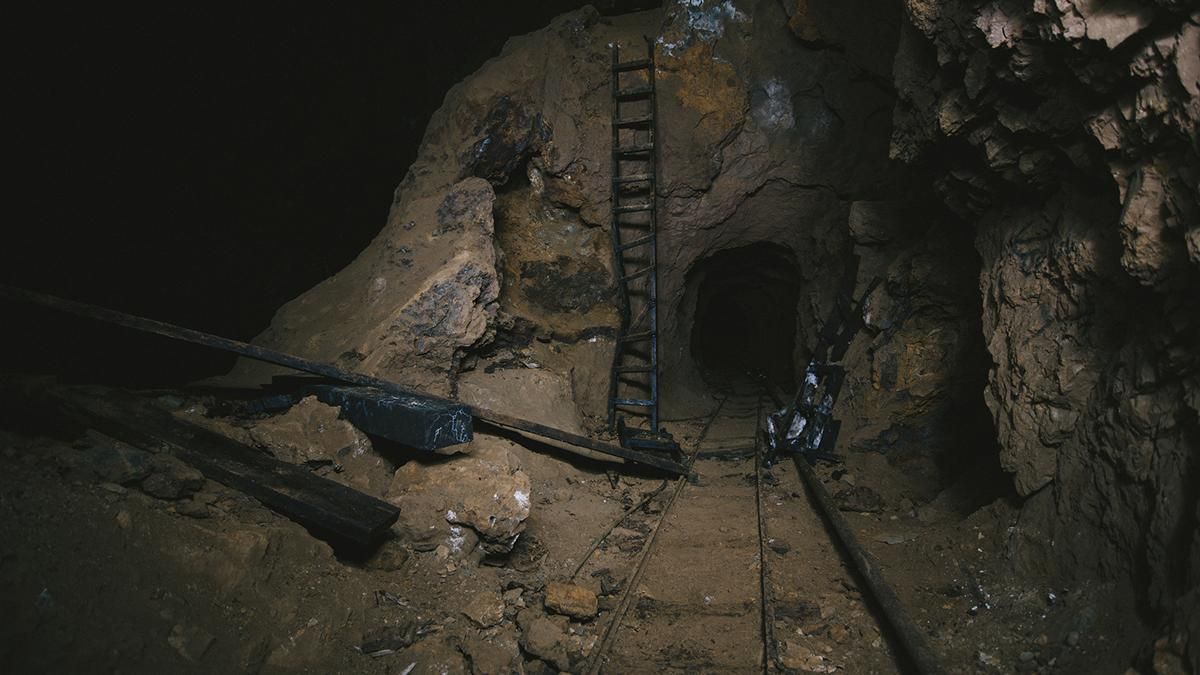 В шахте на оккупированном Донбассе погибли 2 горняка В шахте на оккупированном Донбассе погибли 2 горняка