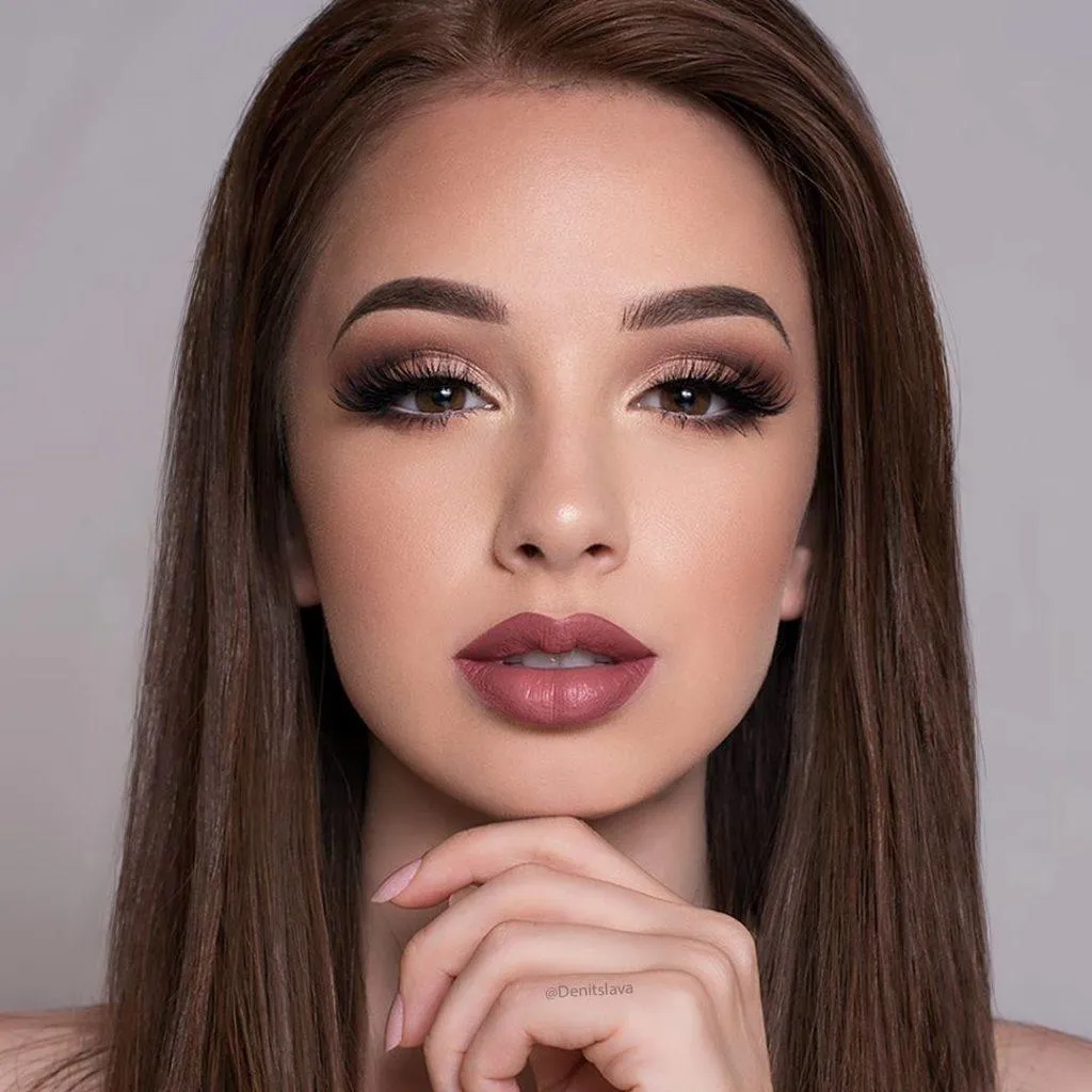 Яскравий макіяж 2019 Яскравий макіяж 2019