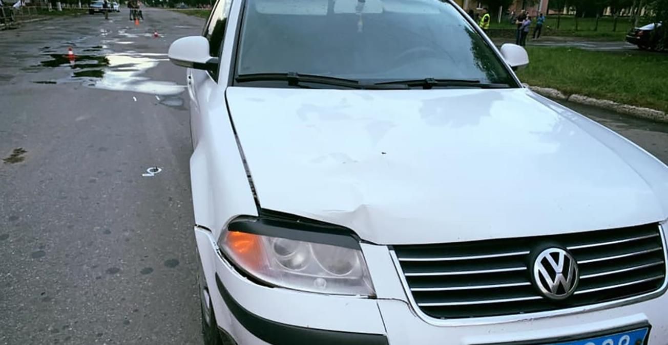 В Конотопе автомобиль начальника полиции сбил ребенка, водителю объявлено о подозрении: фото В Конотопе автомобиль начальника полиции сбил ребенка, водителю объявлено о подозрении: фото