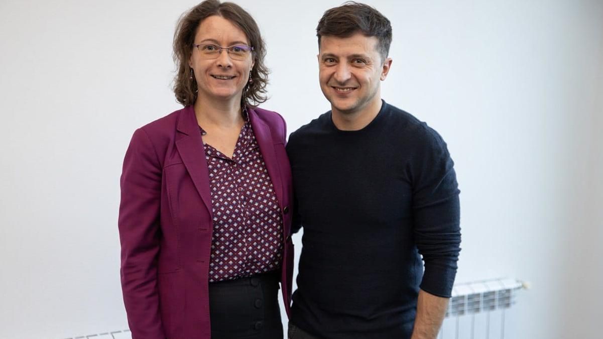 У посольстві Франції відреагували на скандальні заяви Кучми щодо Донбасу У посольстві Франції відреагували на скандальні заяви Кучми щодо Донбасу