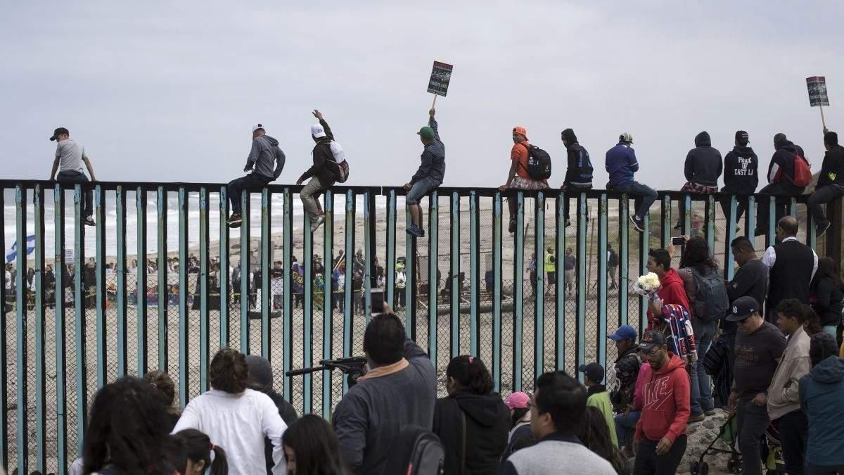 США та Мексика досягли угоди у питанні боротьби з мігрантами