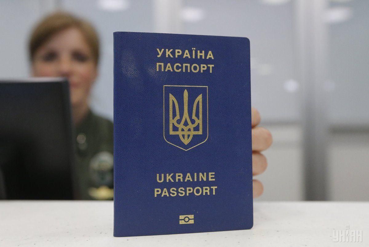 Предоставление гражданства иностранным добровольцам: кто может получить украинский паспорт