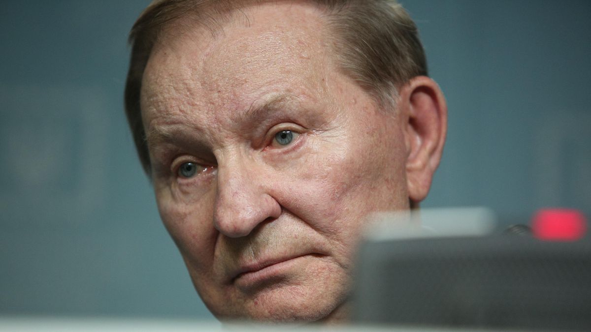Еще одна громкая петиция появилась на сайте президента: украинцы требуют уволить Кучму Еще одна громкая петиция появилась на сайте президента: украинцы требуют уволить Кучму