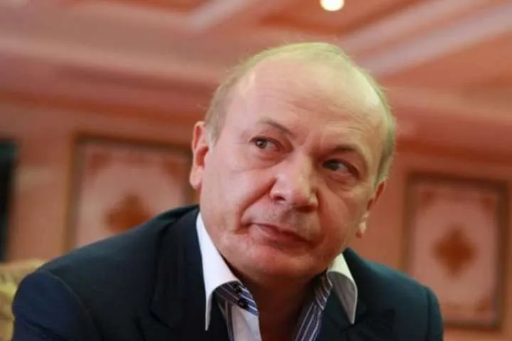 Юрій Іванющенко Юрій Іванющенко