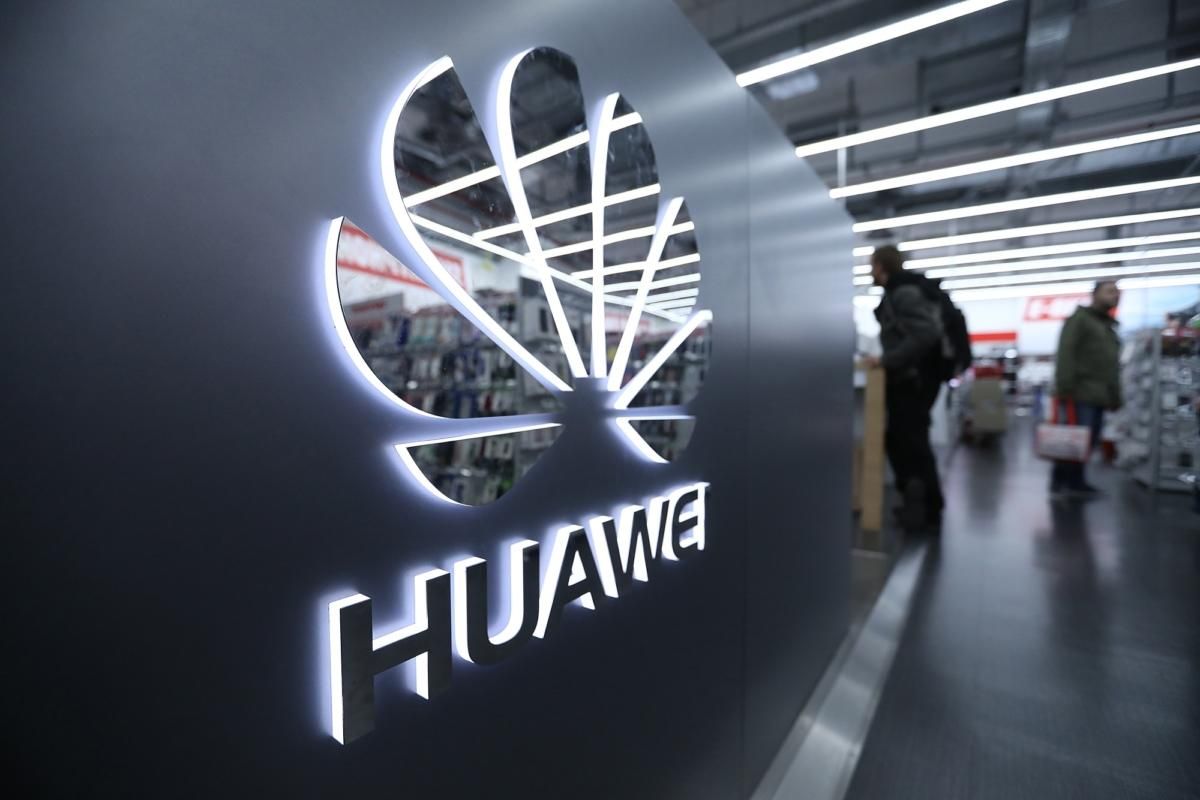 Скандал із  Huawei: в білому домі вже хочуть відтермінувати санкції