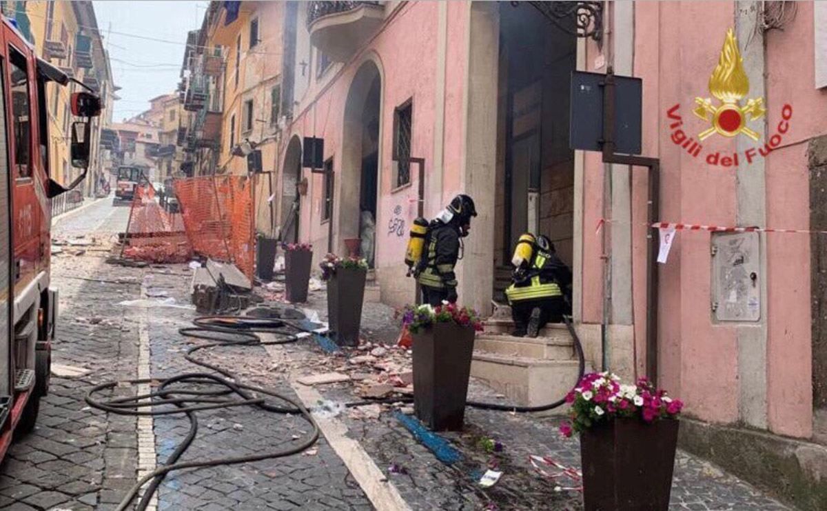 Під Римом в Італії прогримів сильний вибух: загинув мер містечка