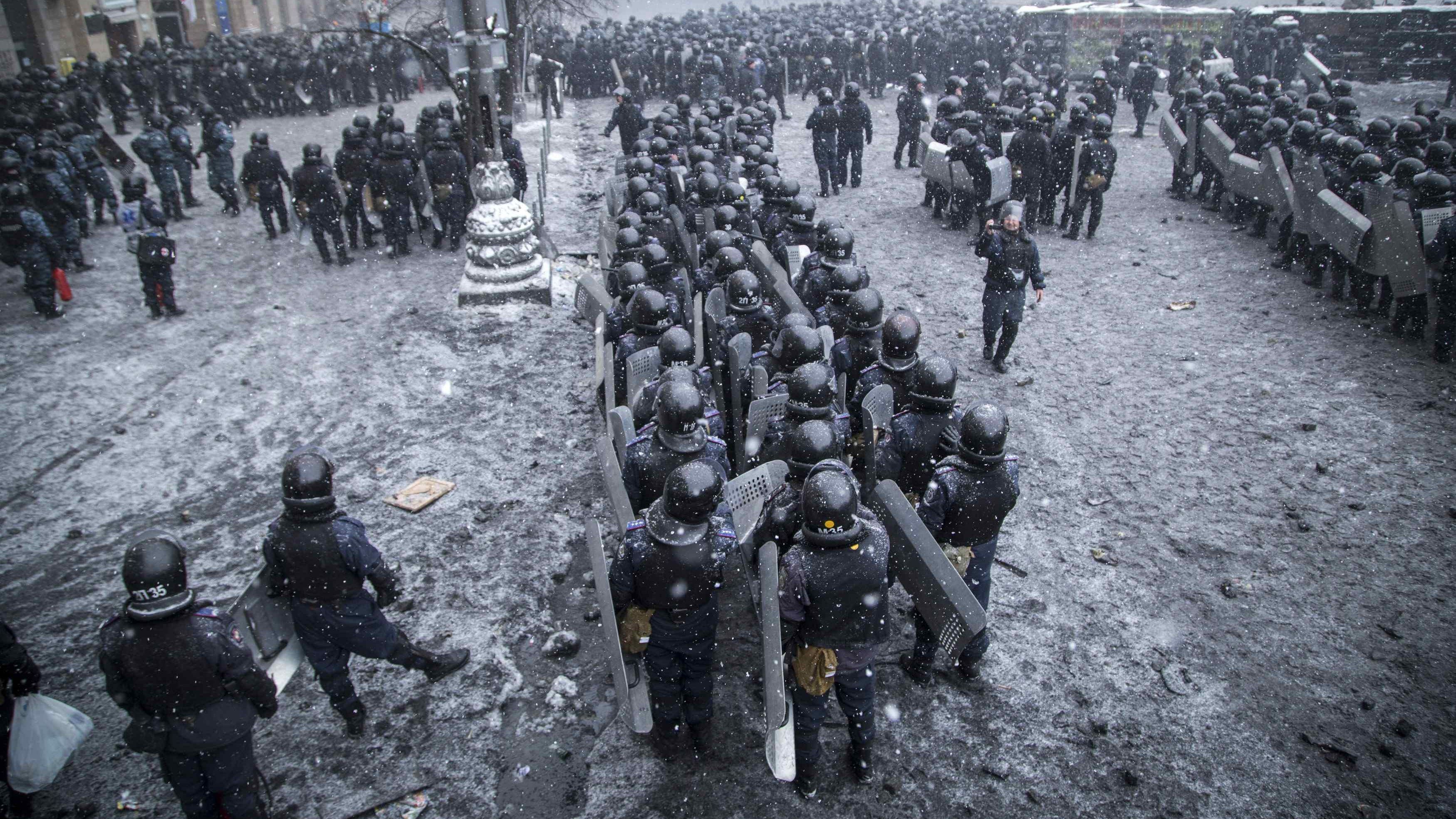 Снайпера, підозрюваного у вбивстві євромайданівця, випустили під нічний домашній арешт