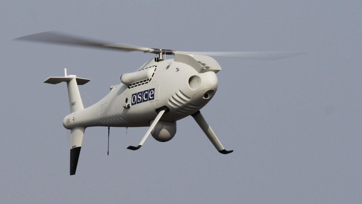 Спостерігачі ОБСЄ знову зафіксували на Донбасі російський комплекс радіорозвідки "Торн" Спостерігачі ОБСЄ знову зафіксували на Донбасі російський комплекс радіорозвідки "Торн"