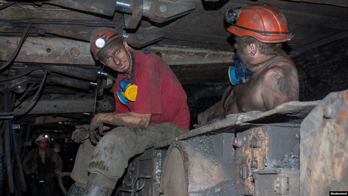 Шахтарі зібрались у Київ: якщо не буде зарплат, обіцяють масові протести Шахтарі зібрались у Київ: якщо не буде зарплат, обіцяють масові протести