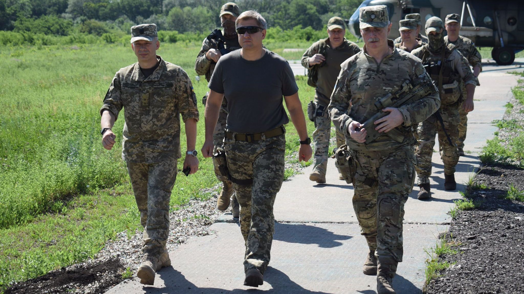 Данилюк із делегацією РНБО приїхав на Донбас: фото і відео