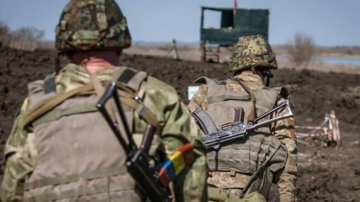 Окупанти активізувалися на Донбасі: 28 обстрілів, 1 поранений український воїн Окупанти активізувалися на Донбасі: 28 обстрілів, 1 поранений український воїн