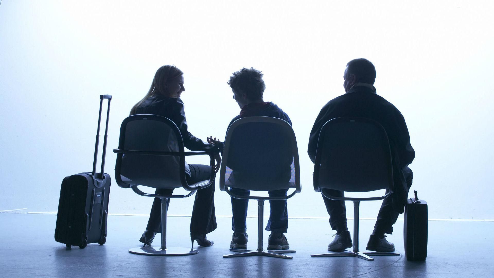 Як зупинити потік трудової міграції українців Як зупинити потік трудової міграції українців